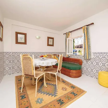 Vale Formoso Sleeps 4 Air Con Wifi *